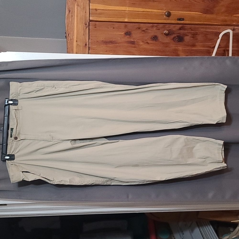 Woolrich Men's Organic Cotton Khakis Pockets Lightweight Hiking Sz 42x32 EUC‎